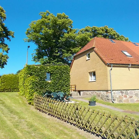 Modern In Elmenhorst Near Sea *
