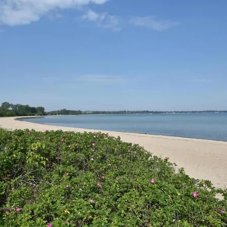 Modern In Elmenhorst Near Sea * Kalkhorst